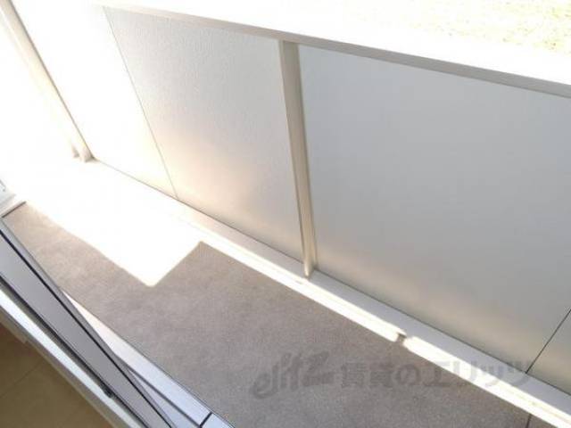 バルコニー　画像は203号室のものです。