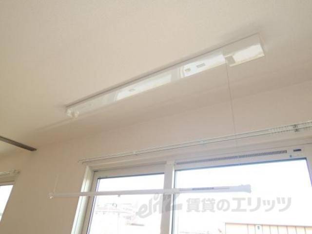 室内物干し機　画像は203号室のものです。