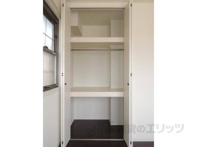 収納　写真は201号室の物です