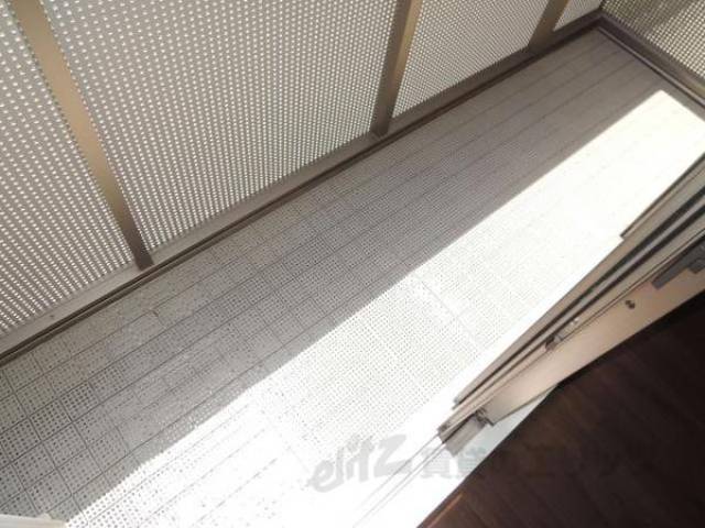 バルコニー　写真は201号室のものです