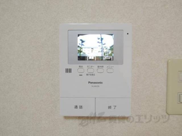 TVモニターホン　画像は１Ｆ同タイプの部屋のものとなります。