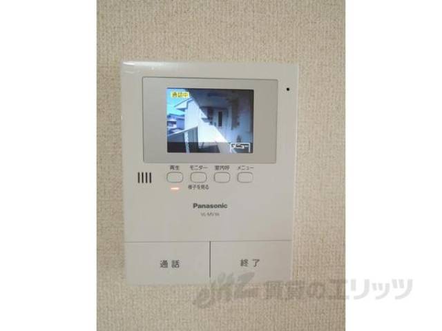 ＴＶモニターホン　画像は反転タイプの部屋のものです。