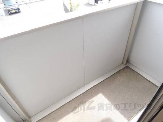バルコニー　画像は反転タイプの部屋のものとなります。
