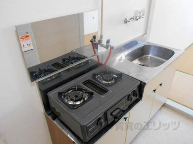 キッチン　２口コンロは料理する方には必須ですよね