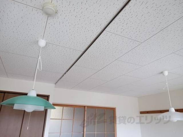 カーテンレール