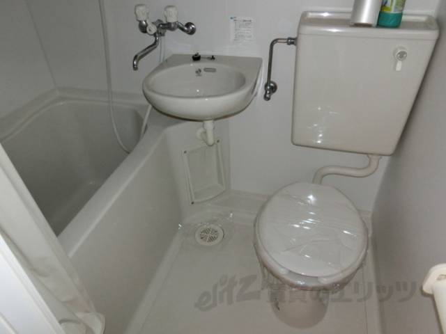 ユニットバス　3点ユニットバスです