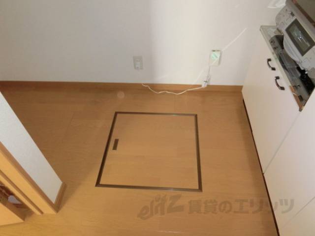 キッチン　床下収納◎