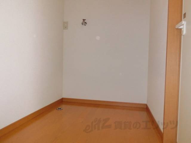 洗濯機置場　洗濯機置場