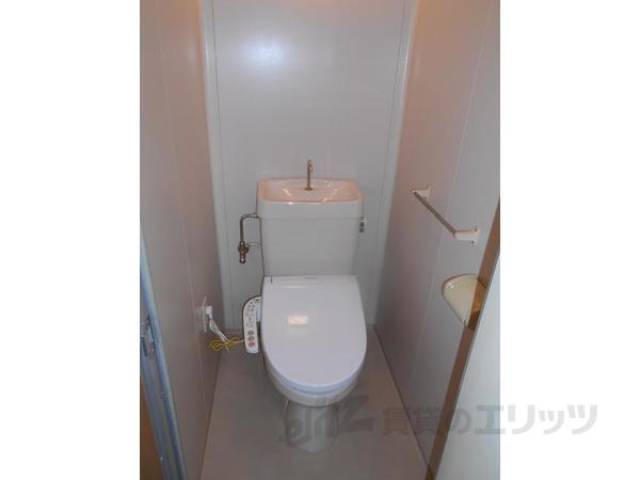 トイレ　ウォシュレット