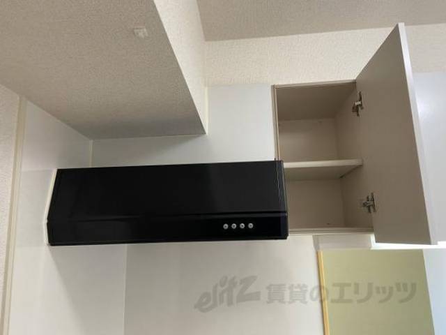 キッチン　キッチン吊戸棚