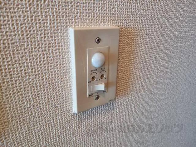 玄関センサーライト