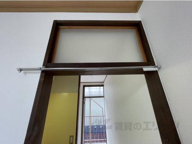 カーテンレール