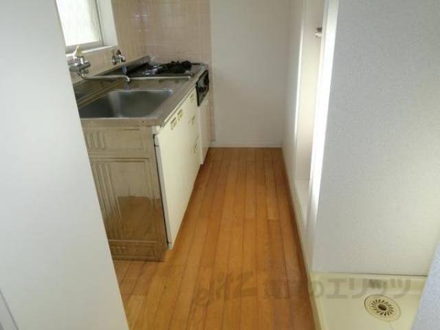 キッチン　窓付きキッチン