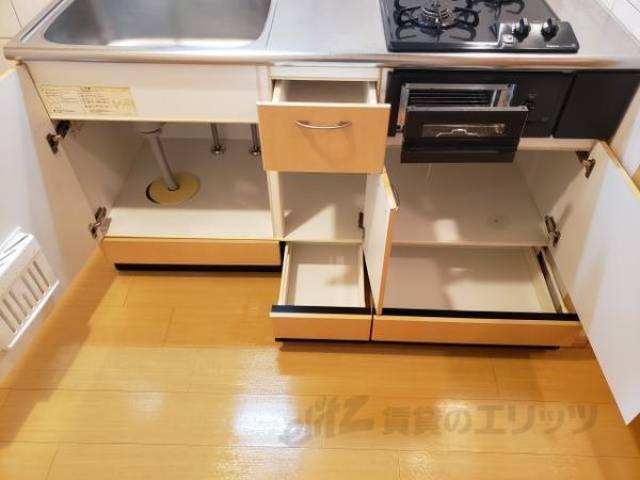 収納　キッチン収納