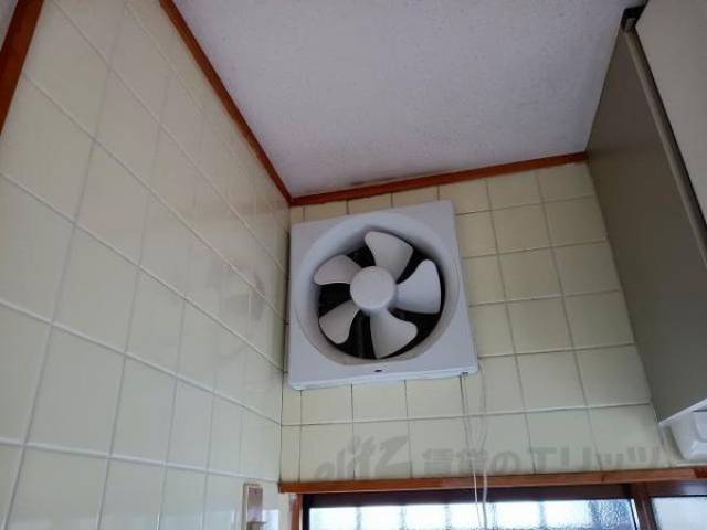 キッチン　換気扇