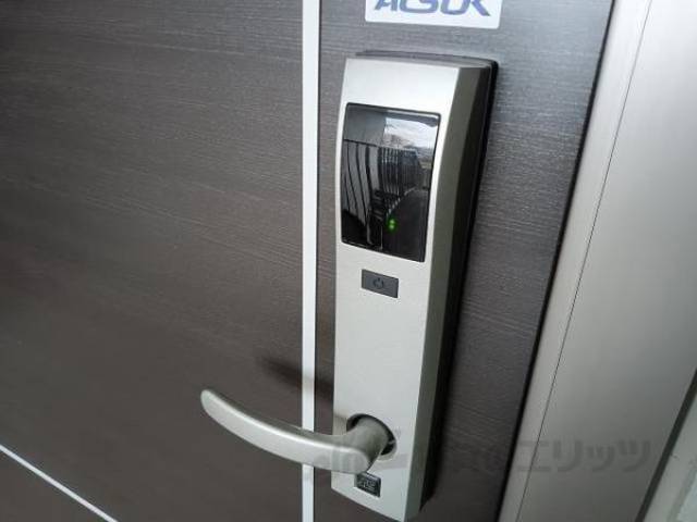 玄関　電子錠