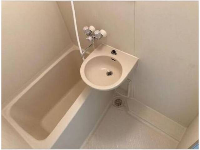 バス