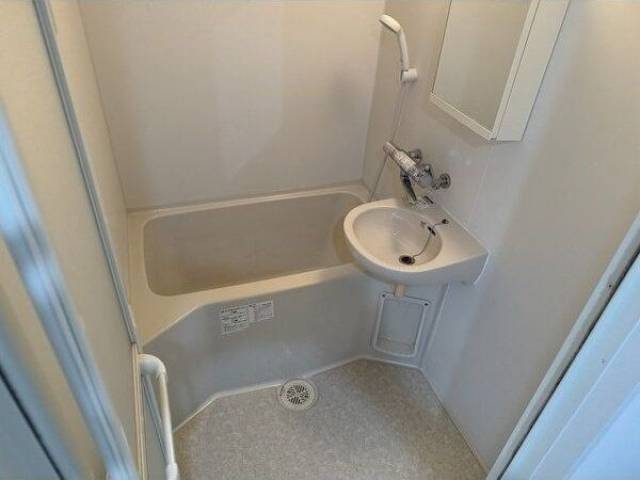 バス