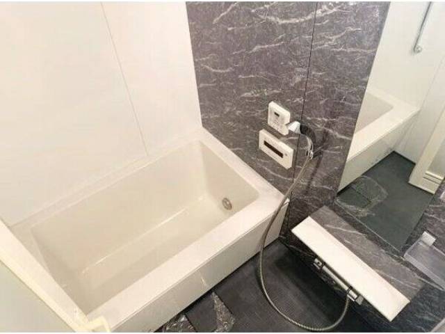 バス