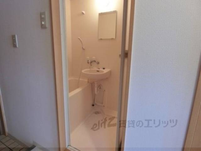バス
