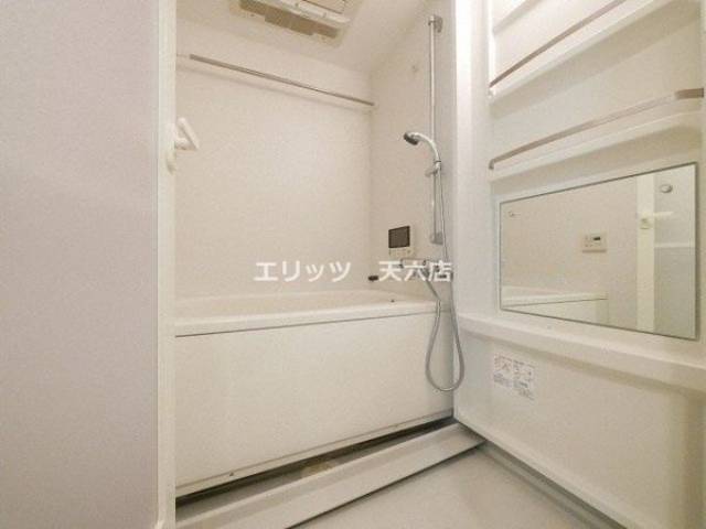 バス