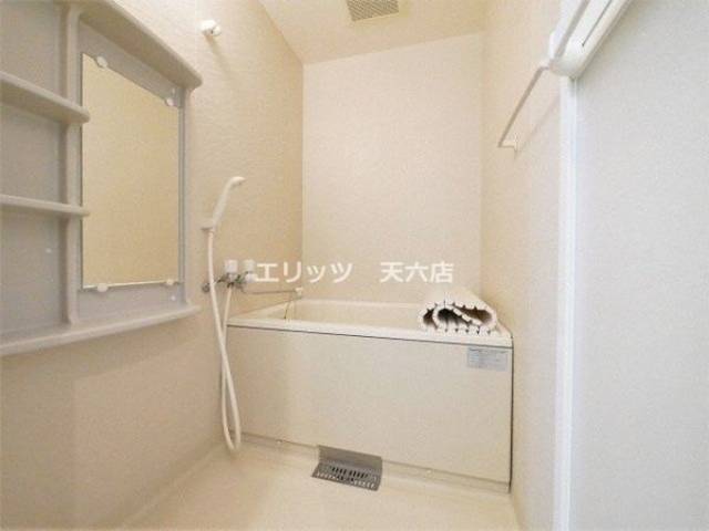 バス