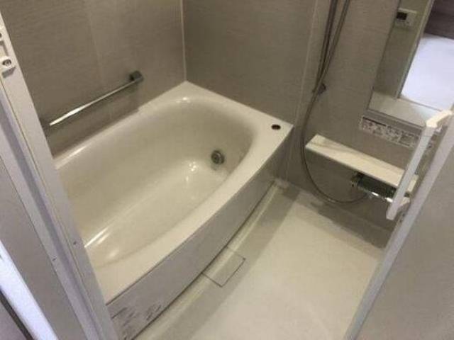 バス