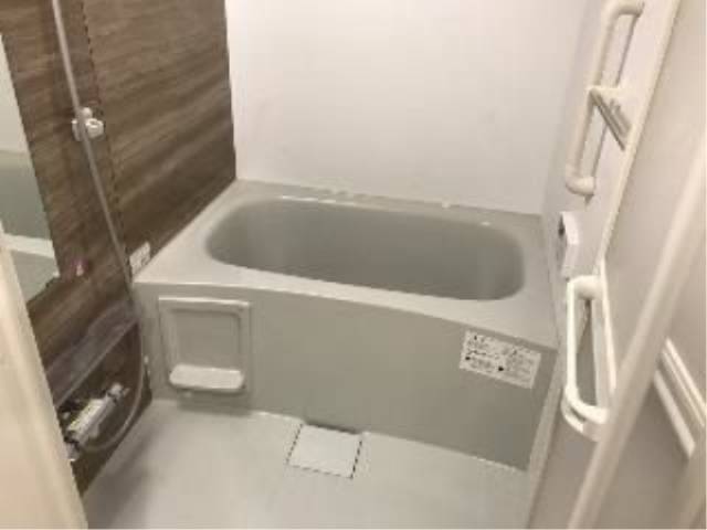 バス