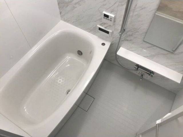 バス