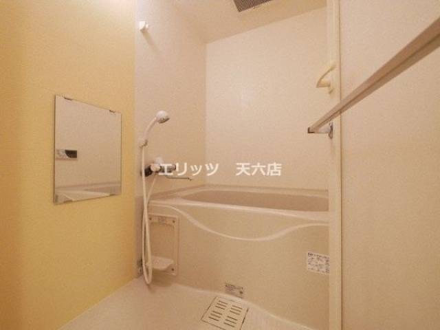バス