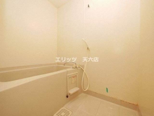 バス