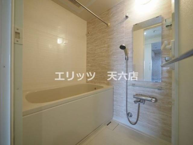 バス