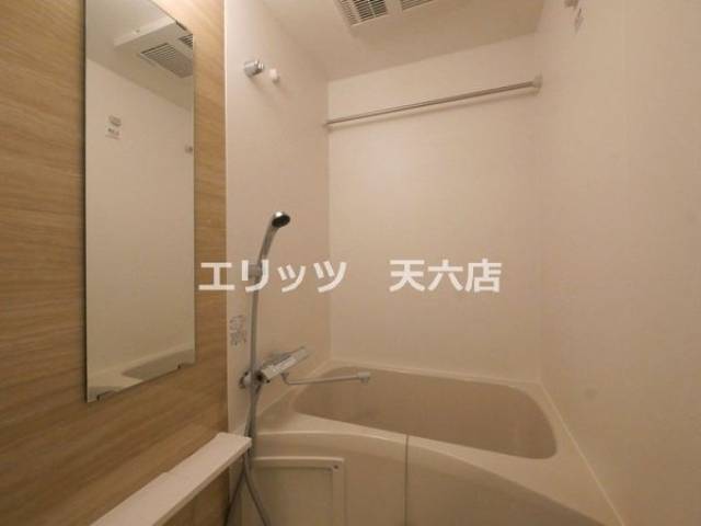 バス