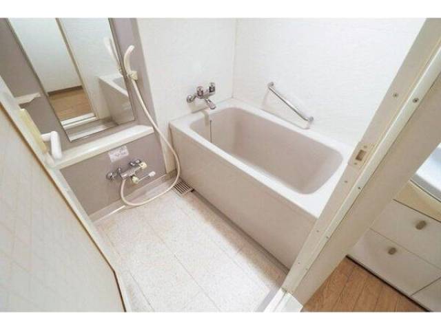 バス