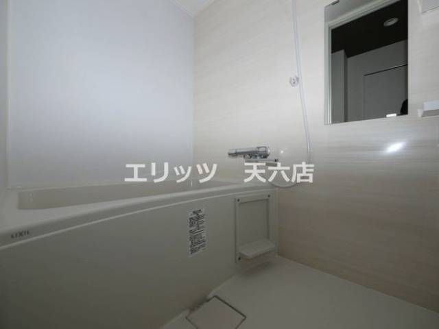 バス