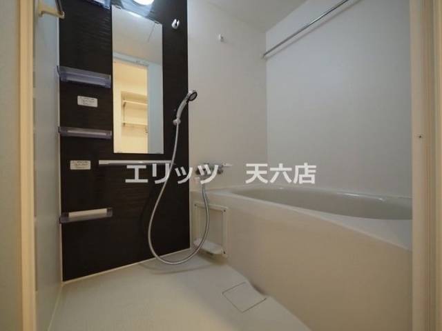バス