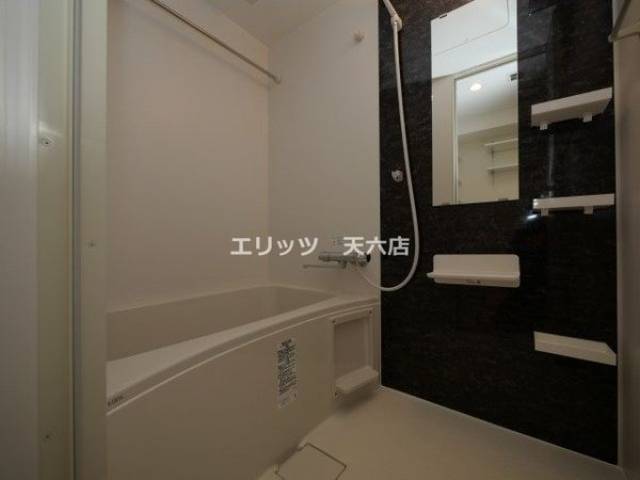 バス