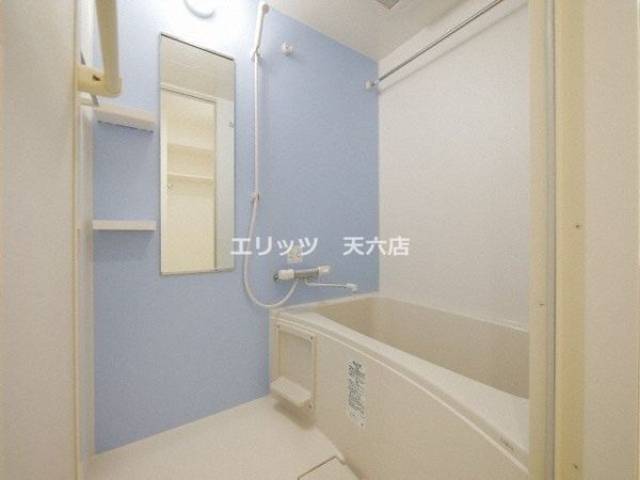 バス