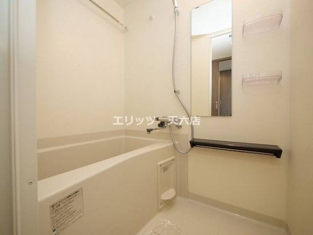 バス