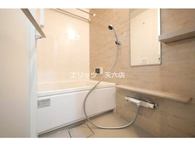 バス