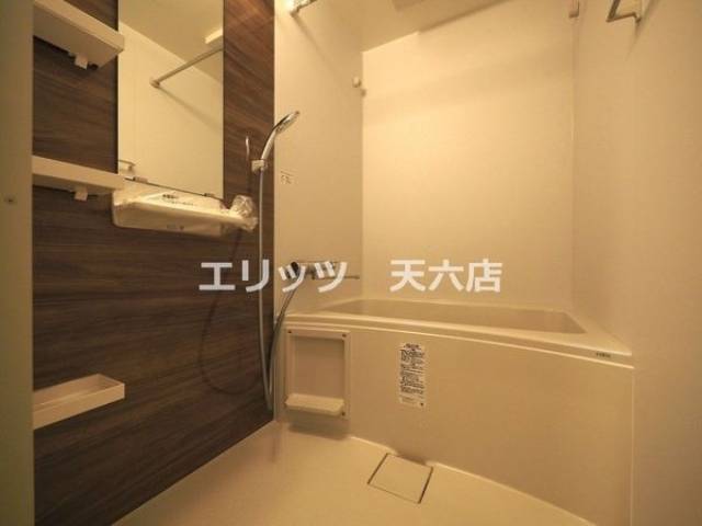 バス