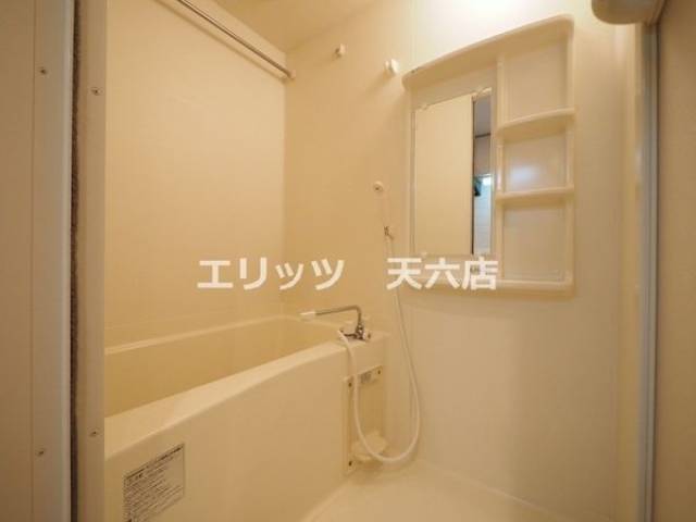 バス