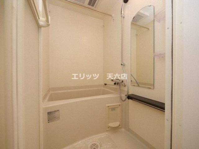 バス