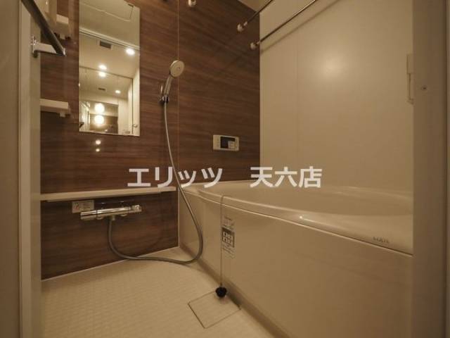 バス
