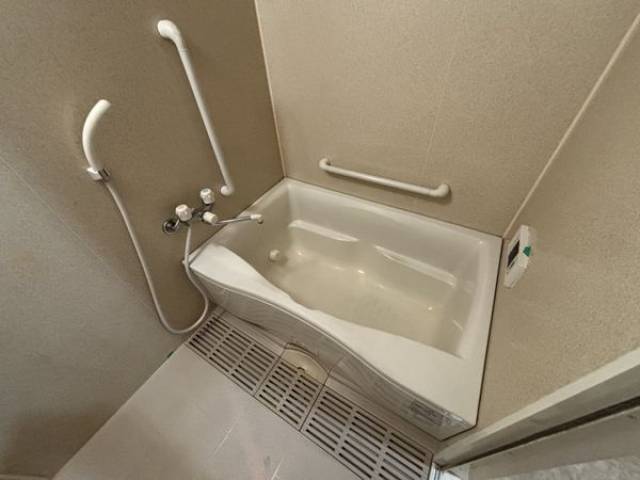 バス