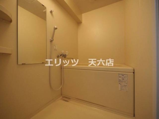 バス