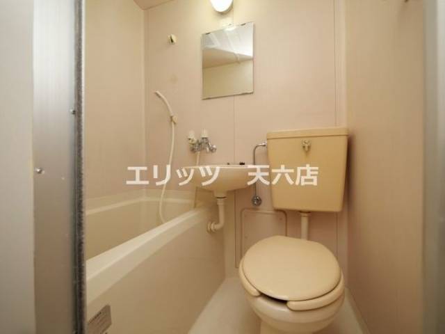 バス