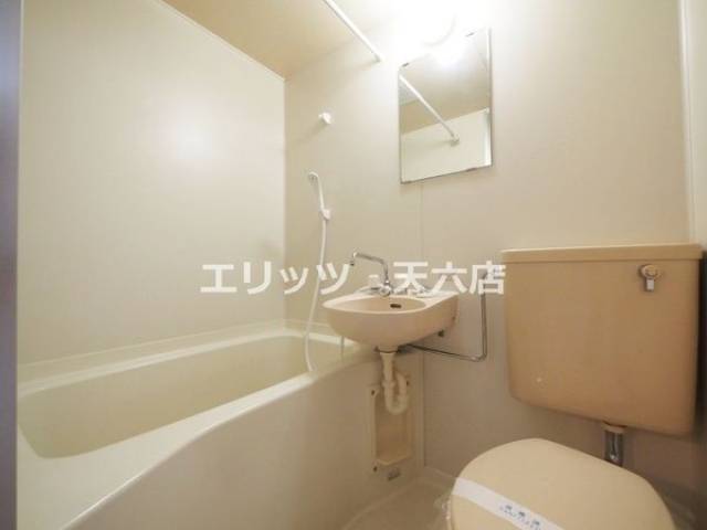 バス