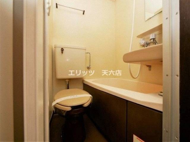 バス