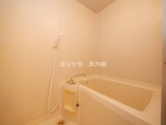 バス